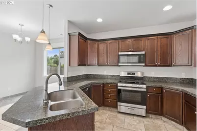 2811 NW 14th St, Battle Ground, WA 98604 - Photo 6