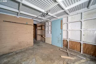 1220 N Henry St, Coquille, OR 97423 - Photo 30