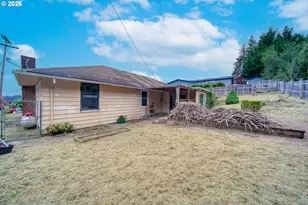 1220 N Henry St, Coquille, OR 97423 - Photo 36