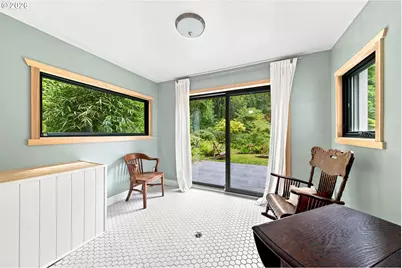 1111 SW Coronado St, Portland, OR 97219 - Photo 26
