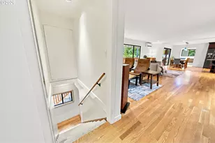 1111 SW Coronado St, Portland, OR 97219 - Photo 22
