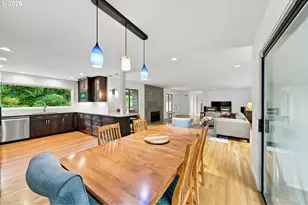 1111 SW Coronado St, Portland, OR 97219 - Photo 10
