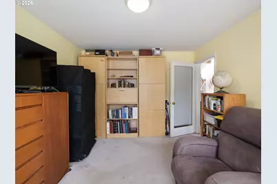 10235 SW Fulton Dr, Tualatin, OR 97062 - Photo 22