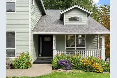 10235 SW Fulton Dr, Tualatin, OR 97062 - Photo 4