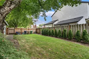10235 SW Fulton Dr, Tualatin, OR 97062 - Photo 48