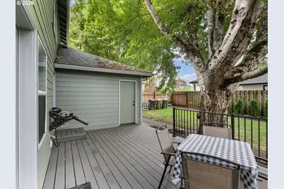 10235 SW Fulton Dr, Tualatin, OR 97062 - Photo 42