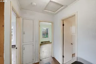 1691 Grant St, North Bend, OR 97459 - Photo 8