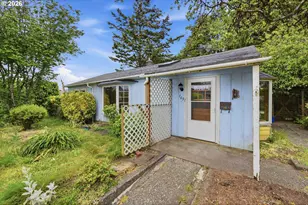 1691 Grant St, North Bend, OR 97459 - Photo 36