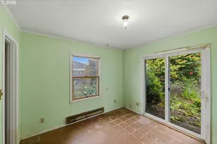 1691 Grant St, North Bend, OR 97459 - Photo 4