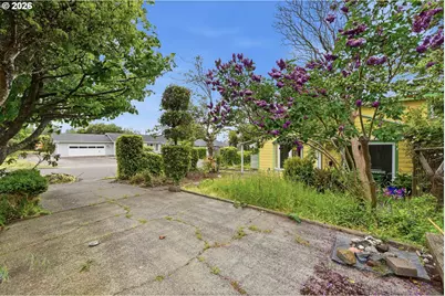 1691 Grant St, North Bend, OR 97459 - Photo 40