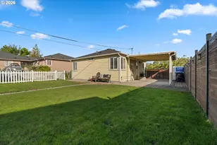 1720 E 9th St, The Dalles, OR 97058 - Photo 14