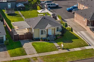1720 E 9th St, The Dalles, OR 97058 - Photo 18