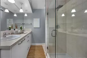 2445 NW Westover Rd, Portland, OR 97210 - Photo 18