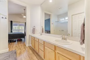 2433 NE Cafe Way, Hillsboro, OR 97124 - Photo 20