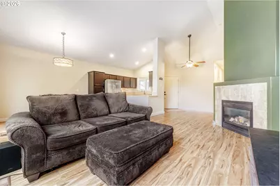 2433 NE Cafe Way, Hillsboro, OR 97124 - Photo 6