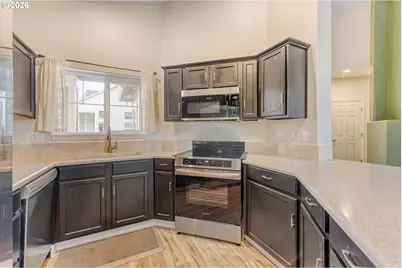 2433 NE Cafe Way, Hillsboro, OR 97124 - Photo 12