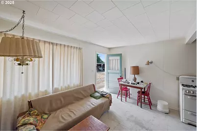 532 Limnell St, Coos Bay, OR 97420 - Photo 10