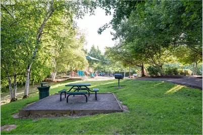 2052 NW Village Cir #41, Portland, OR 97229 - Photo 40