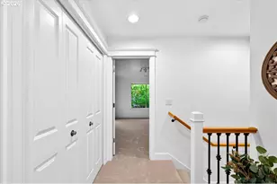 2052 NW Village Cir, Portland, OR 97229 - Photo 32