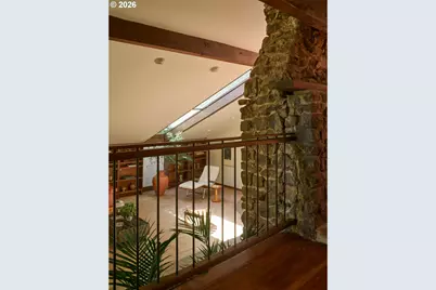 3210 SW Malcolm Ct, Portland, OR 97225 - Photo 10