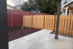 9259 E Burnside St, Portland, OR 97216 - Photo 32