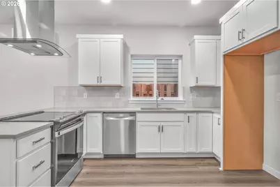 9259 E Burnside St, Portland, OR 97216 - Photo 4