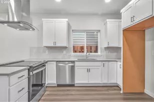 9259 E Burnside St, Portland, OR 97216 - Photo 4