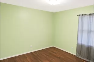 1127 SE 89th Ave, Portland, OR 97216 - Photo 6