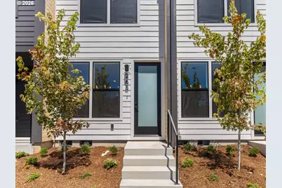 255 N Skidmore St #5, Portland, OR 97217 - Photo 2