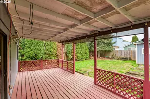 2213 SW 217th Pl, Beaverton, OR 97003 - Photo 16