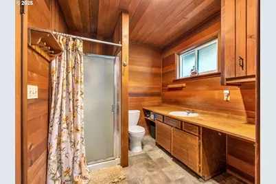 42274 Ziak Gnat Creek Ln, Astoria, OR 97103 - Photo 32