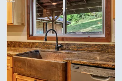 42274 Ziak Gnat Creek Ln, Astoria, OR 97103 - Photo 16