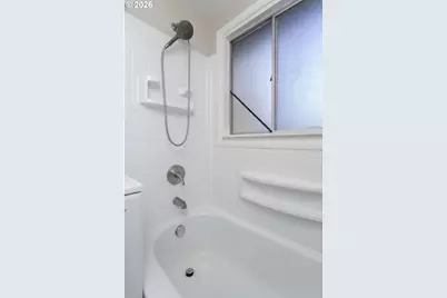 14429 SE Harrison St, Portland, OR 97233 - Photo 16