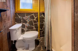 995 Capitol St NE, Salem, OR 97301 - Photo 34