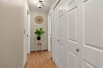 1801 SW Tamarack St, McMinnville, OR 97128 - Photo 16