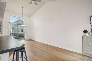 6261 NE Carillion Dr, Hillsboro, OR 97124 - Photo 4