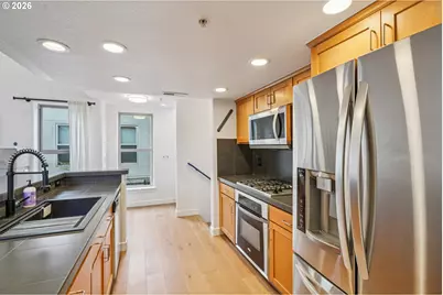 6261 NE Carillion Dr #202, Hillsboro, OR 97124 - Photo 12