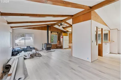 8908 NE Etna Rd, Woodland, WA 98674 - Photo 10