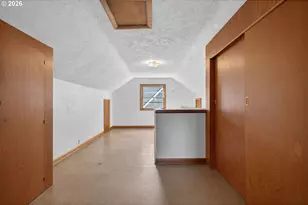 4305 NE Hazelfern Pl, Portland, OR 97213 - Photo 24