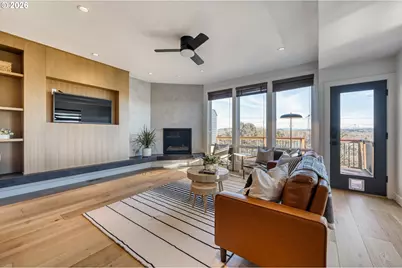 5036 SW View Point Ter, Portland, OR 97239 - Photo 12