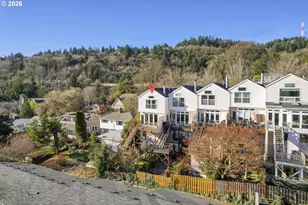 5036 SW View Point Terrace, Portland, OR 97239 - Photo 30