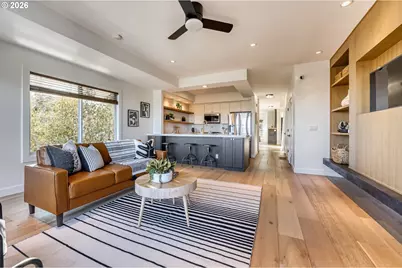 5036 SW View Point Ter, Portland, OR 97239 - Photo 14