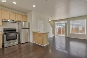 8654 NE Hyde Park Ln, Hillsboro, OR 97006 - Photo 4