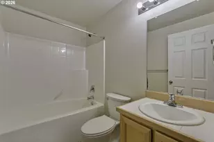 8654 NE Hyde Park Ln, Hillsboro, OR 97006 - Photo 24