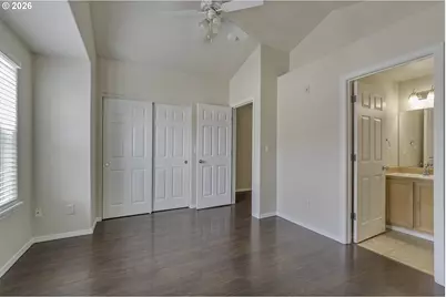 8654 NE Hyde Park Ln, Hillsboro, OR 97006 - Photo 20