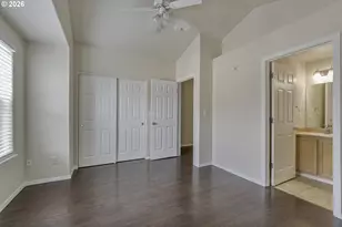 8654 NE Hyde Park Ln, Hillsboro, OR 97006 - Photo 20