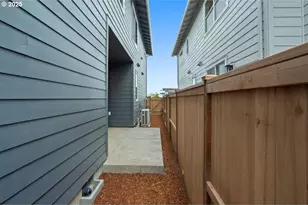 3696 SE Yonder Ln, Hillsboro, OR 97123 - Photo 6