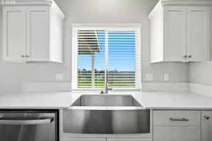 2146 NE 6th St, Hermiston, OR 97838 - Photo 8