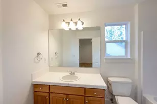 10989 SW Oneida St, Tualatin, OR 97062 - Photo 14