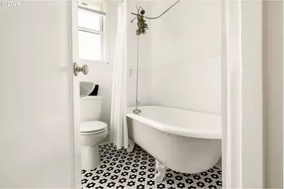 4026 SE Caruthers St, Portland, OR 97214 - Photo 20